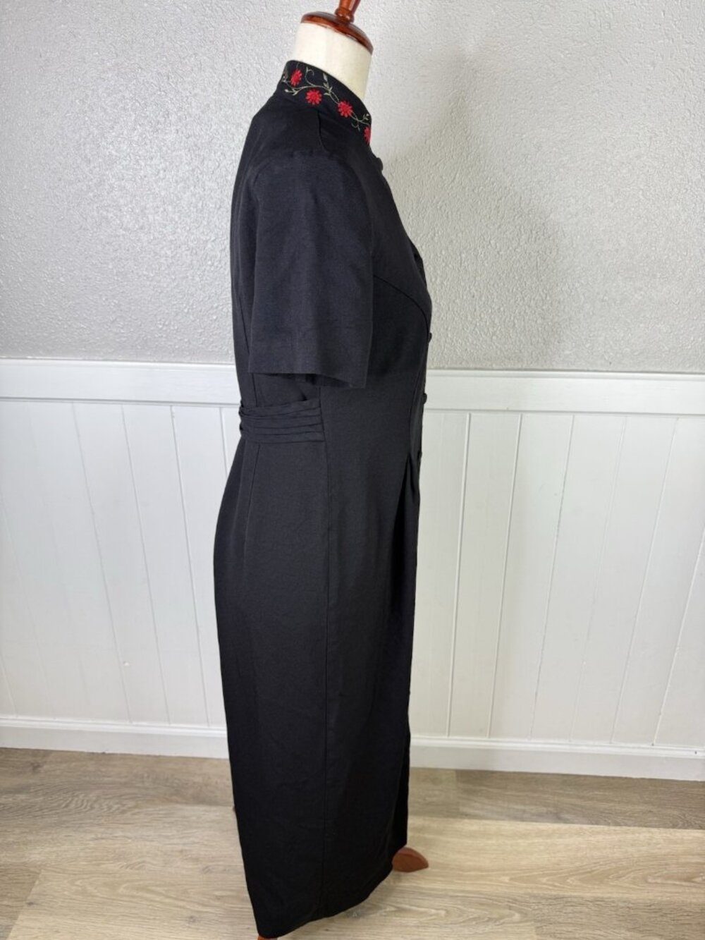 Vtg 90s Asian Inspired Dress Sz 10 Black Embroidered Asian Inspired Goth Grunge - Picture 8 of 16